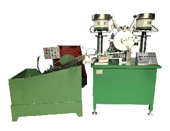Washer assembling machine